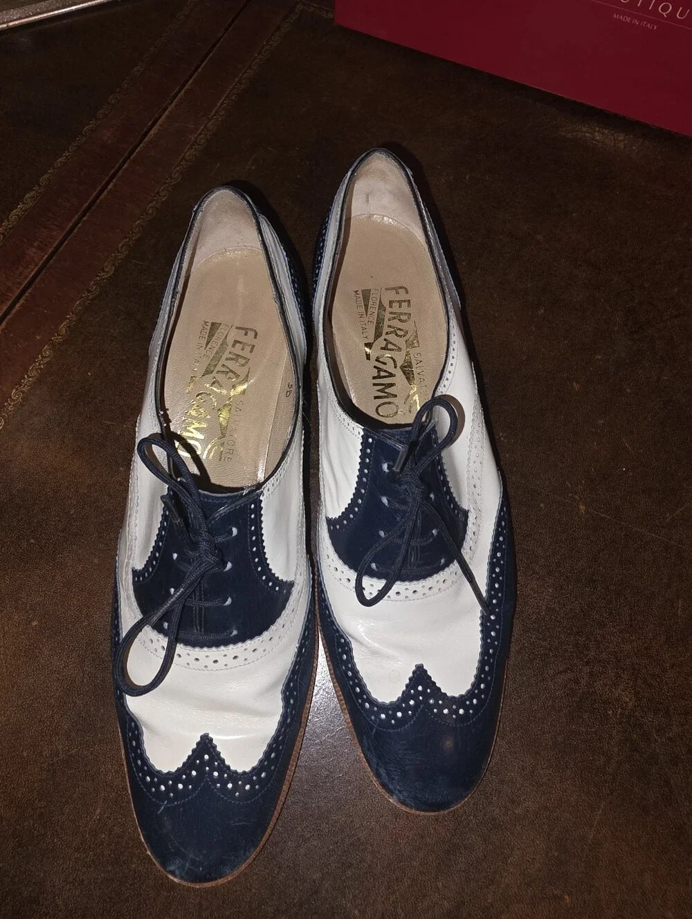 Ferragamo Oxfords - Picture 6 of 7